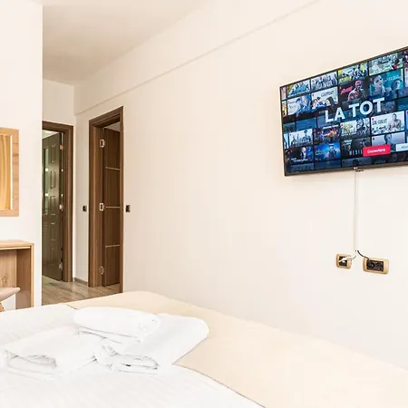 Isaran 2d4e Apartman Brassó